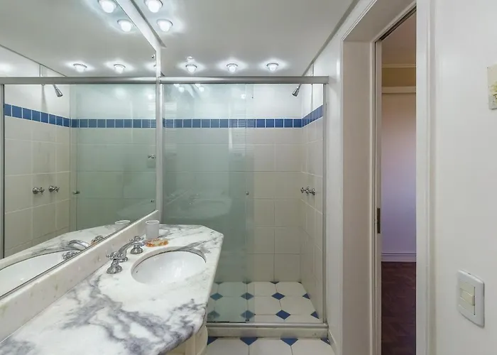 Dinarte Ribeiro - 2 Na Localizacao Do Bairro Moinhos De Vento Apartamento *
