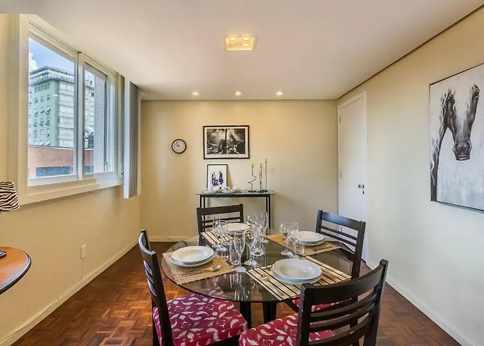 Apartamento Dinarte Ribeiro - 2 Na Localizacao Do Bairro Moinhos De Vento