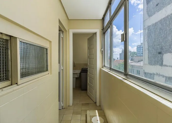 Dinarte Ribeiro - 2 Na Localizacao Do Bairro Moinhos De Vento Apartamento *